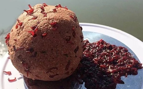 红虫|诱钓大鲫鱼的“绝招”,再也不怕钓鱼不过瘾了,建议收藏!