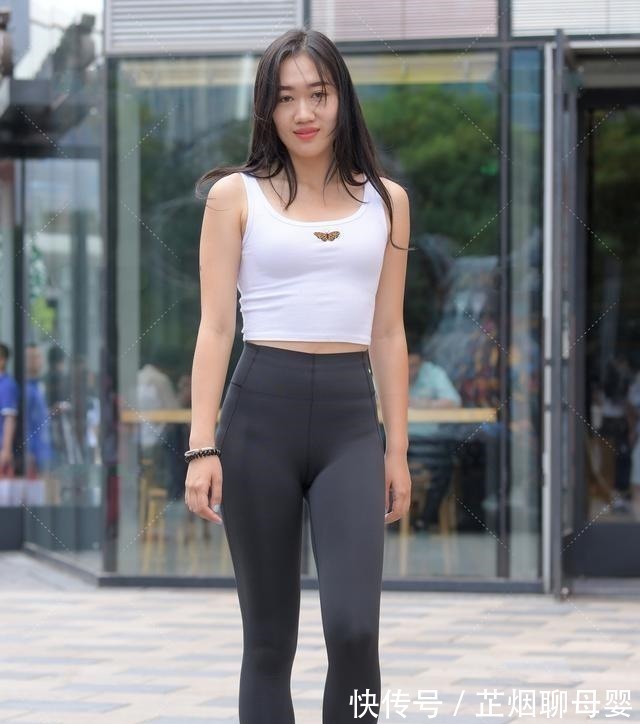 打底裤 时尚优雅的打底裤带来清爽的视觉感,尽显简约的气质感!