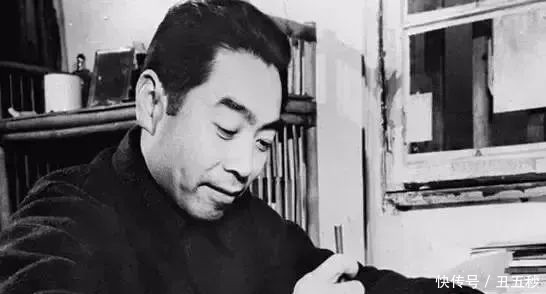 周恩来的诗词你见过吗?他的文学才华同样让人惊叹不已!