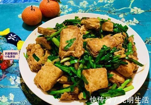 鸡蛋豆腐新吃法，比饭店做得还好吃，上桌后一扫而光，太下饭了