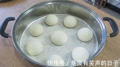 馒头|馒头教你这样做，不用酵母不加水，个个蓬松不塌陷，撕着吃更过瘾