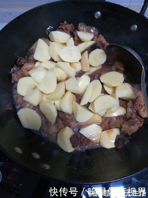 牛肉|炖牛肉时，加入“2克它”！加速牛肉软烂，无腥味，增香10倍不止