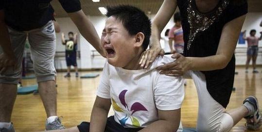 小丽|因出差把娃送去奶奶家,一个月后回来一看,妈妈差点没认出