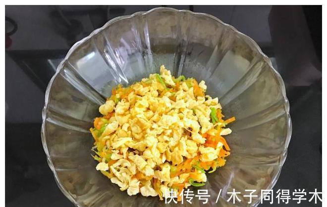 营养均衡|早餐包子别再出去买了,教你懒人做法,不揉面不醒面,10分钟出