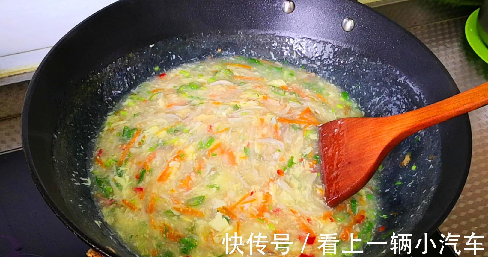 最适合冬天喝的1道汤,每天坚持喝一碗,驱寒又暖胃,营养又健康