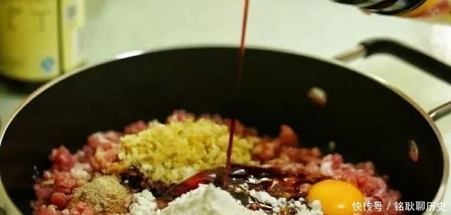 用了十年的炸丸子秘方!外酥里嫩太好吃,窍门竟然这么多!