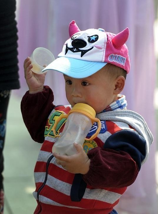 经济实力|“我让姑爷给儿子出学费有啥不对”50岁二胎宝妈给女儿要钱闹翻