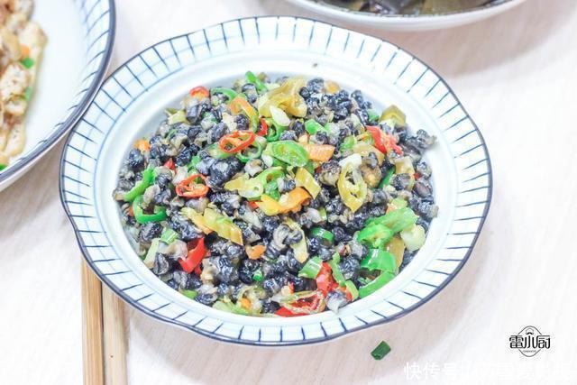 味道|晒晒我下班到家做的晚饭，简单的家常菜，味道不输大饭店！