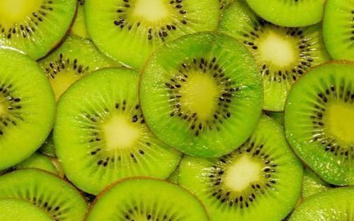 人到中年想长寿,推荐多吃三种食物,清热润肠,生津止渴!