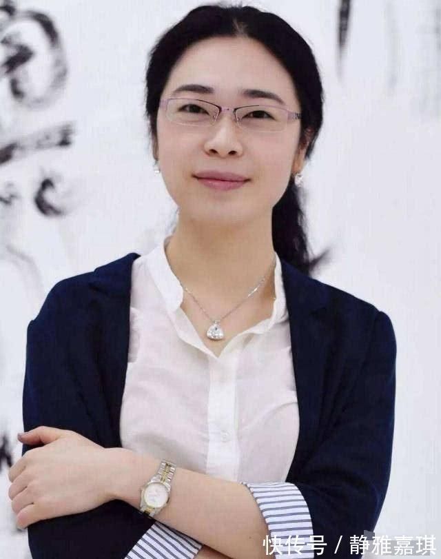 中国美术学院&师从王冬龄后，王佳宁博士的字就变丑了，亏她还长得那么漂亮