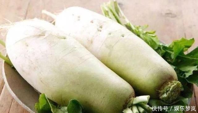 丸子这样做最好吃,不放面粉不加水,鲜嫩又营养,我家2天做一回