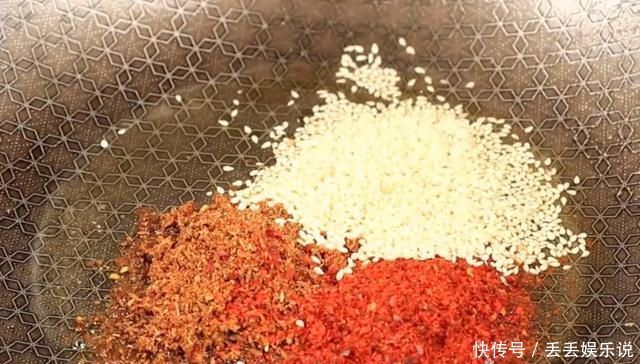 自从学会花生米这个吃法,我家隔三差五就做一次,营养简单又解馋