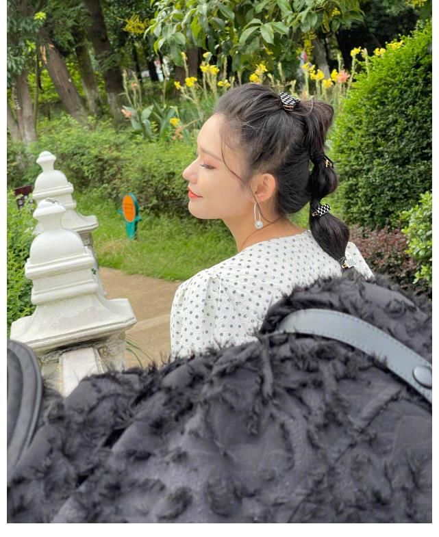 林允cos沉睡魔咒女巫