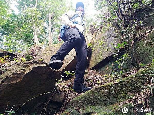 牛皮|纵享探索乐趣：OUNCE遨游仕T1B登山鞋体验