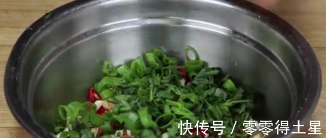 小米椒|这才是苦瓜最正确的做法，不苦不涩，开胃又下饭，我家一周吃6次！