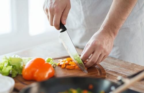 高血脂患者|高血脂患者能不能吃面食？医生：养成3个习惯，或有助于血脂平稳