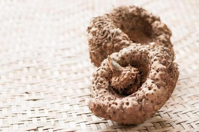 寒性体质|便秘别用开塞露了,常吃这几种食物,排出黑臭宿便,赶走老便秘