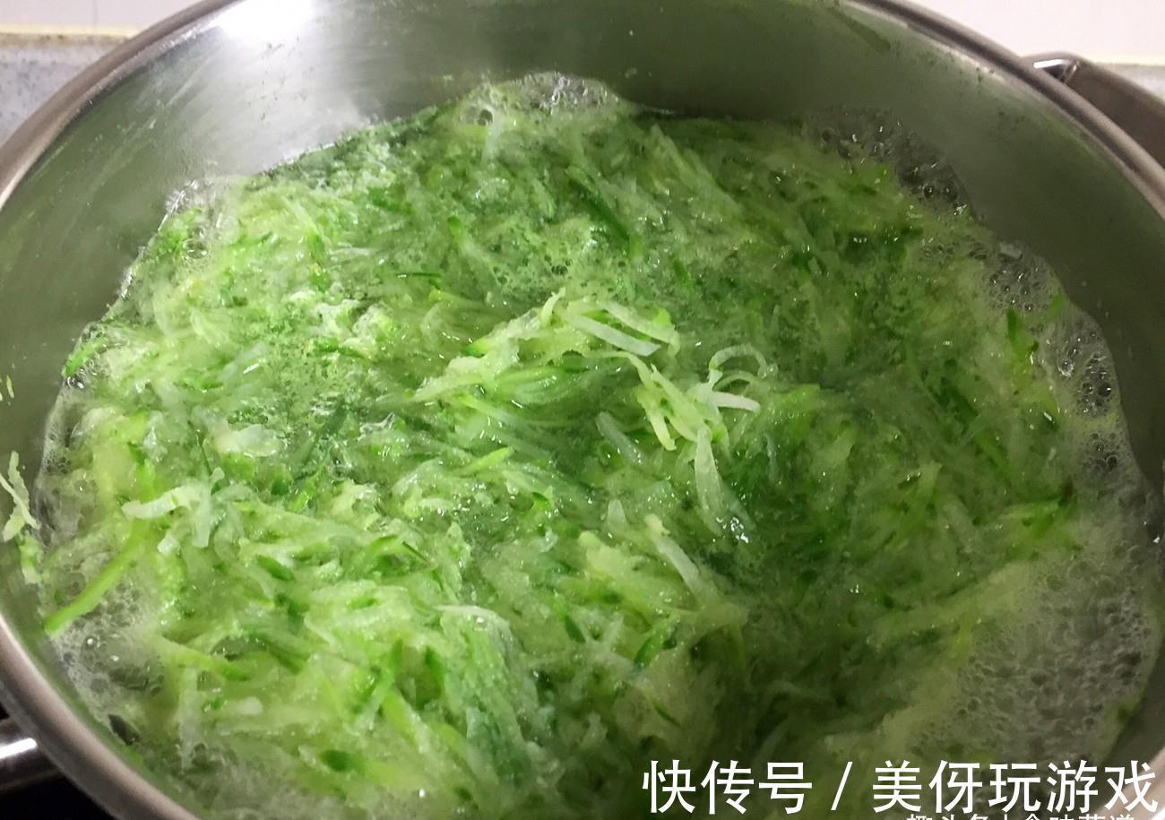 霜降后，包饺子就用此菜，鲜嫩营养多汁，我家一周吃4次，太香了