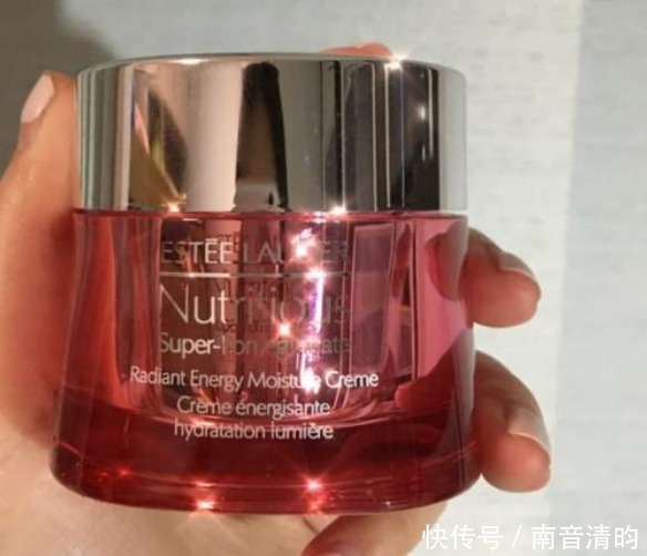 女人|女人过了30想抗老,就试试这几款抗老面霜吧,最适合熟龄肌