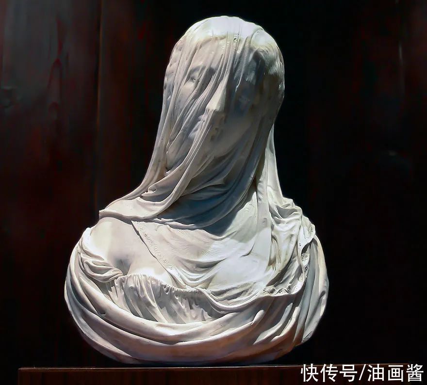 石头|这些雕塑蒙了一层纱布，走近扯一下，才发现纱布也是石头