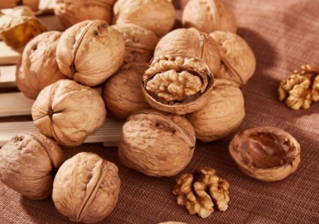 鞣酸|吃完核桃后要当心,切忌碰此物,有很多人不清楚,值得分享给家人