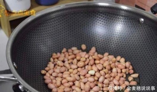 宫保鸡丁做法,酸甜开胃又爽口,美味的吃不够!