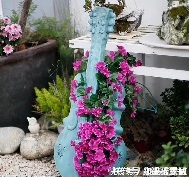 牛人养花,常用这4种小东西,养花土里掺一点,啥花都能养爆盆