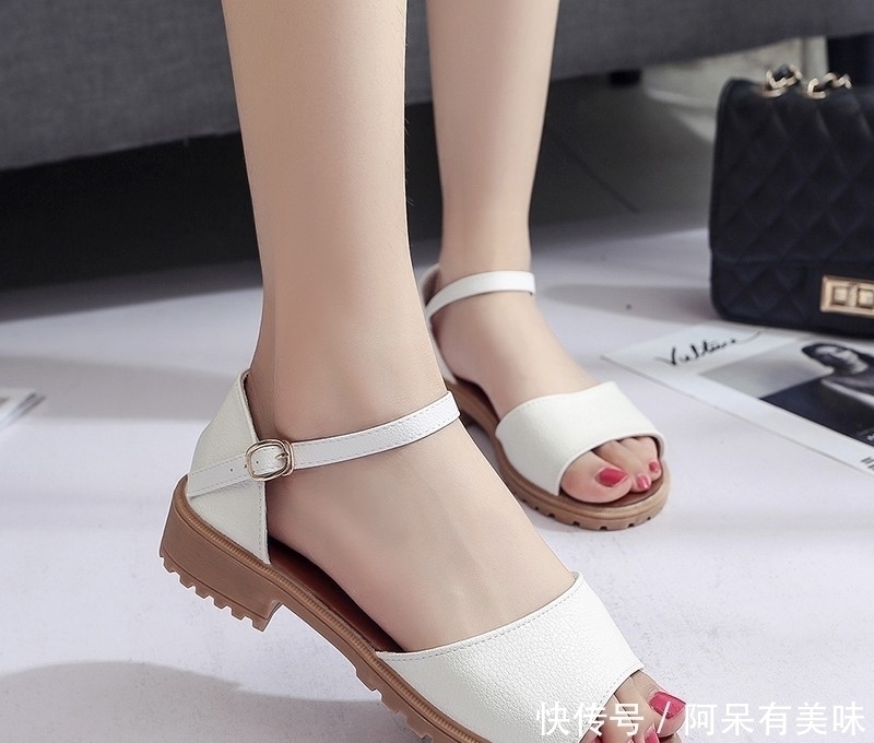 凉鞋|甩掉累人高跟鞋,穿时尚舒适的凉鞋,透气舒适巨显气质又漂亮
