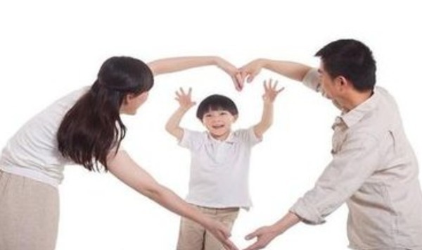 约法三章|“戏精姑姑”带娃走红,比侄子还能“耍赖”,演技浮夸但效果满分