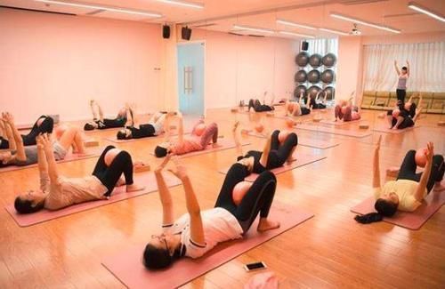 孕妇|怀孕时，有些“饭”孕妇最好别吃，当心“伤胎”又“伤身”