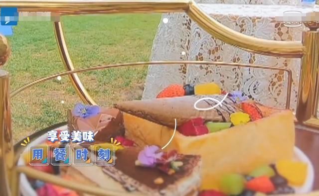 蔡徐坤《跑男》买单,李晨脱口而出的话,暴露明星的真实消费水平