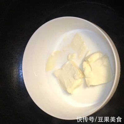 轻芝士蛋糕这样吃，换个口味换种心情