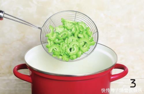 苦瓜|很多人不爱吃苦瓜,试试这种新鲜做法,不爱苦瓜的人,也会抢着吃