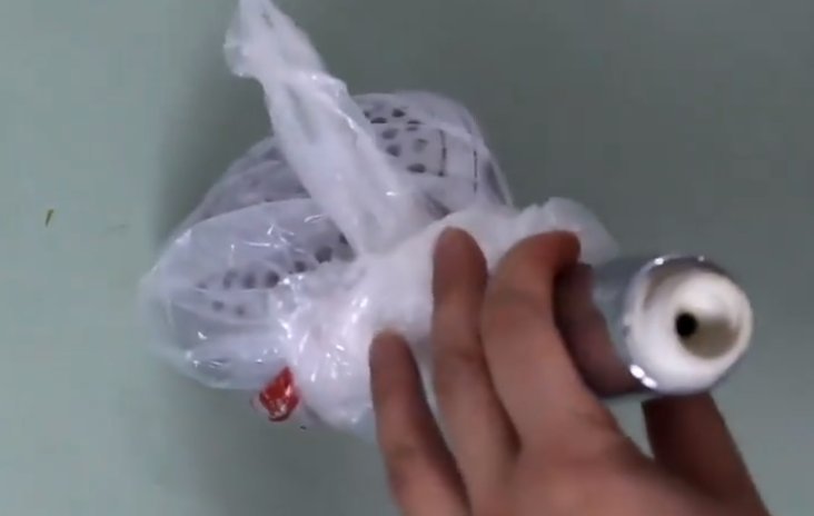 淋浴头堵塞还漏水?不要急着换,教你不花一分钱,轻松解决