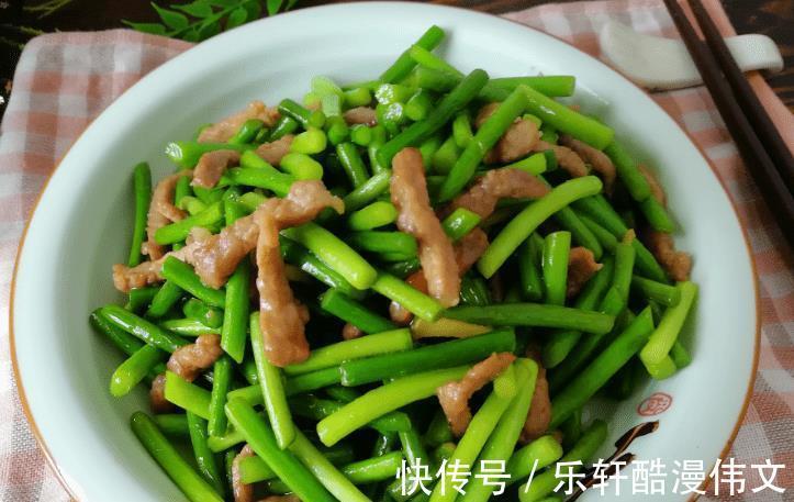 黄瓜炒肉片|炒瘦肉怎么做才嫩滑切好直接炒不对，教您正确做法，嫩滑不柴