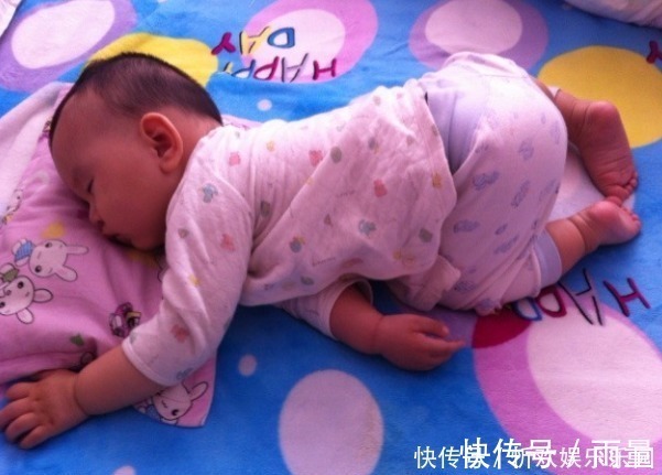 点心|提醒别在3个时间强迫孩子喝水,容易积食还伤脾,父母长点心