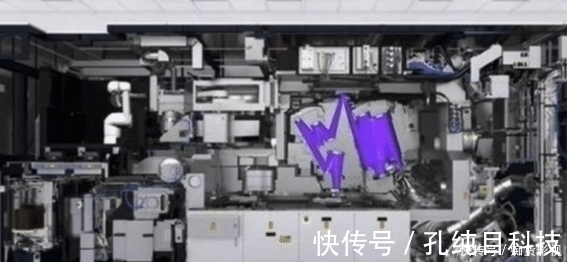 杨振宁曾阻止修建对撞机,呼吁发展半导体,可惜没听他的建议