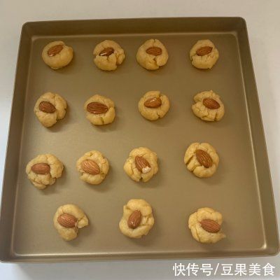过年点心??巨简单杏仁桃酥??搅一搅就搞定