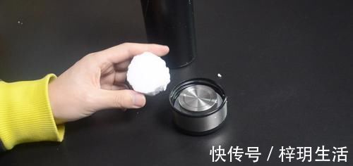 家里有保温杯的要留意, 我也是刚知道, 看完抓紧告诉家里人还不迟