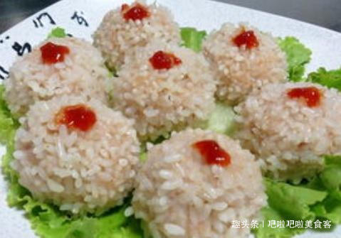 糯米加4个鸡蛋一蒸，没想到非常好吃，咸香软糯，孩子特爱吃