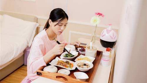 闲言碎语|关系再好,也不能让这3种人进月子房,听听这科学的解释