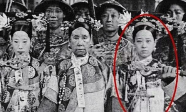 最终|她是晚清第一美人，黑白照都掩盖不了美貌，最终被慈禧耽误一生