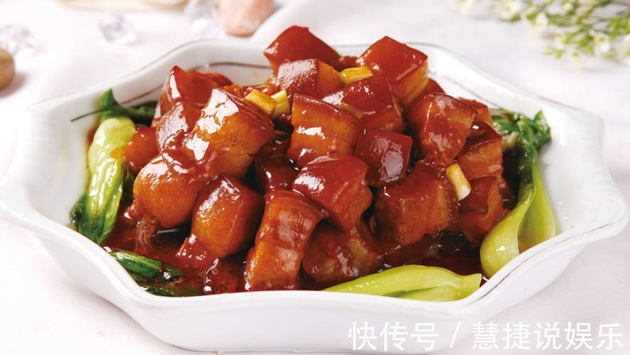 做红烧肉时,别用酱油和啤酒了!换成它,红烧肉入口即化不油腻!