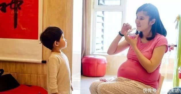 媳妇|“奶奶,天天来蹭饭不羞吗”,孙子的话让奶奶落泪,月子仇忘不了