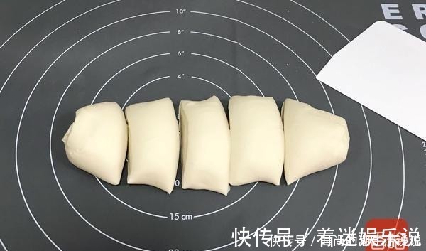 朋友圈|1个女人的精致晚餐,悄悄走红朋友圈人到中年优雅是一种态度!