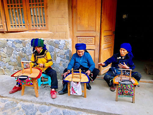 名气|游箐口梯田和哈尼族民俗村,品哈尼族美食,发现村民建房竟然可以不花钱
