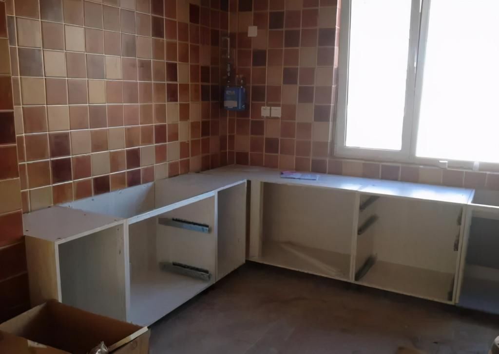 回家|越来越多人家里这样安装橱柜,师傅都夸聪明,看完想立马回家学装