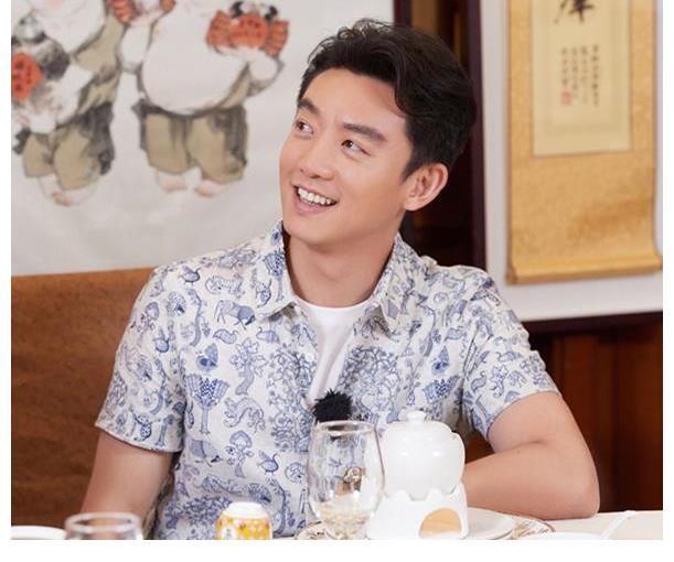 士贡梅|《打卡吧！吃货团》首播，东方卫视值得商榷，“士贡梅煎”对吗