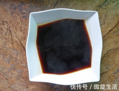 入味|做凉面时,出锅过凉水是不对的,分享小吃店的做法,劲道更入味