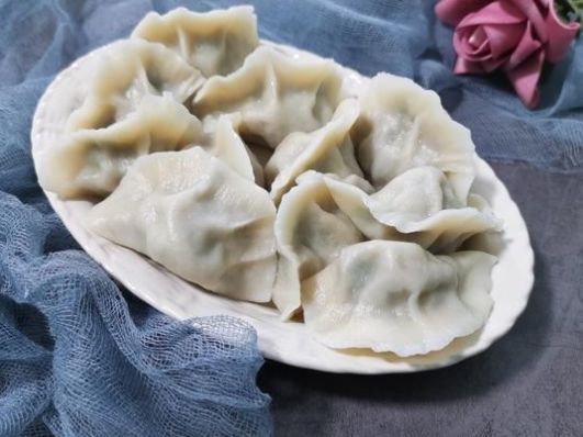 调饺子馅时,切记这2个要点,很多人不知道,难怪饺子不鲜也不香